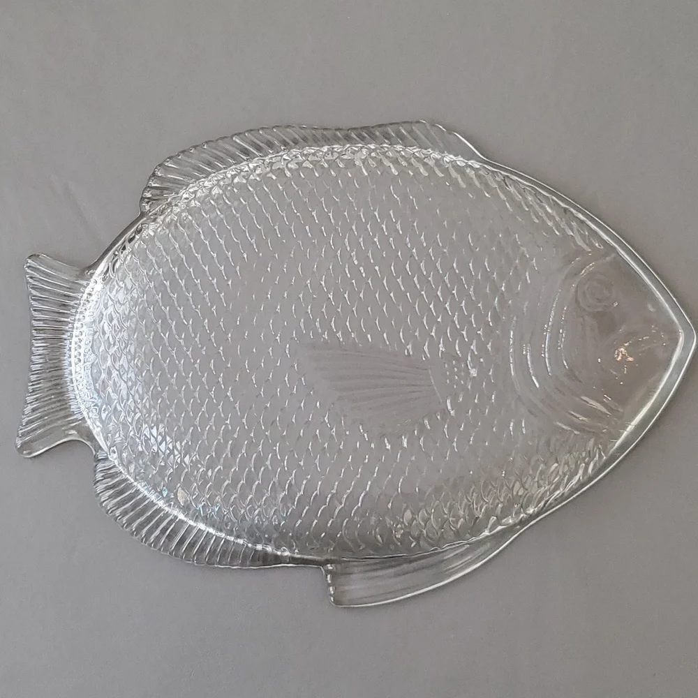 Anchor Hocking Vintage Fish Shaped Oven-Proof Clear Glass Platter